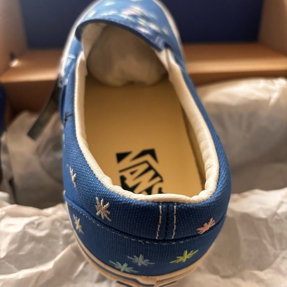 VANS x AOI INDUSTRIES x BETTER GIFT SHOP Glow in the Dark Vans Men’s 9 Wmns 10.5 - Picture 12 of 13